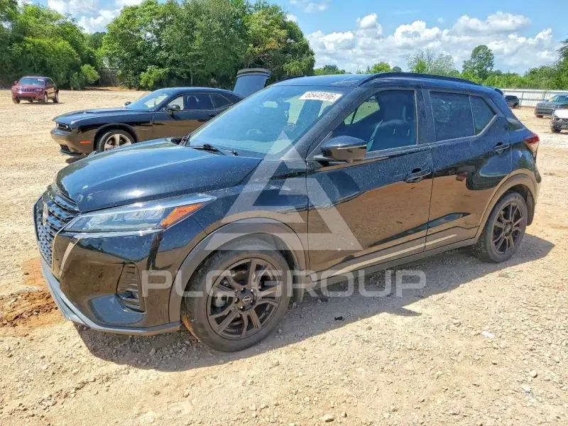 2022 Nissan KICKS photo