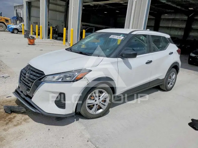 2022 Nissan KICKS фото