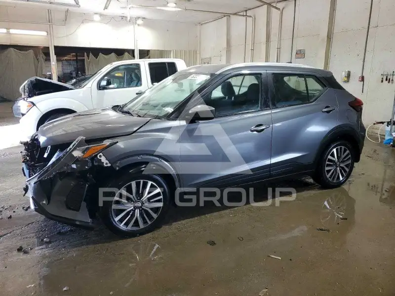 2022 Nissan KICKS фото