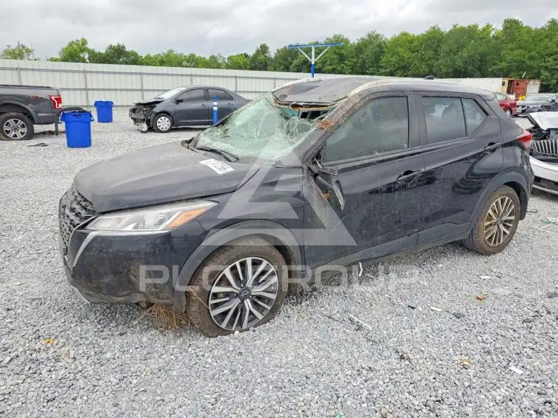 2022 Nissan KICKS photo