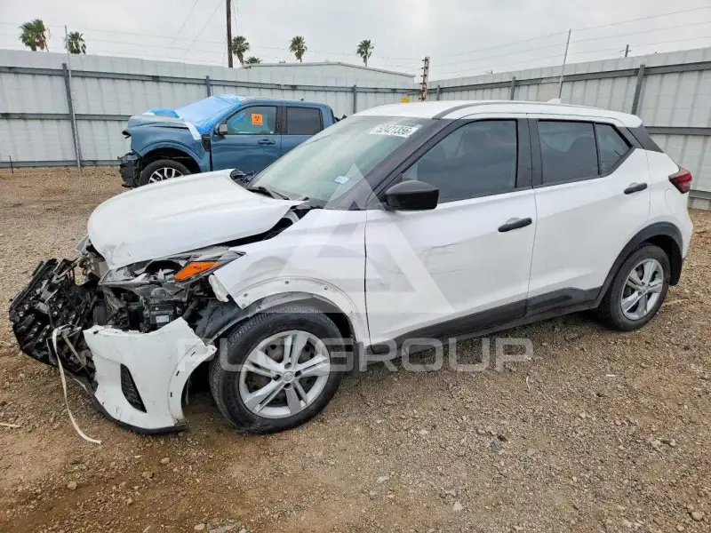 2022 Nissan KICKS фото