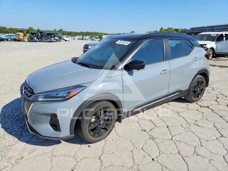 2022 Nissan KICKS photo