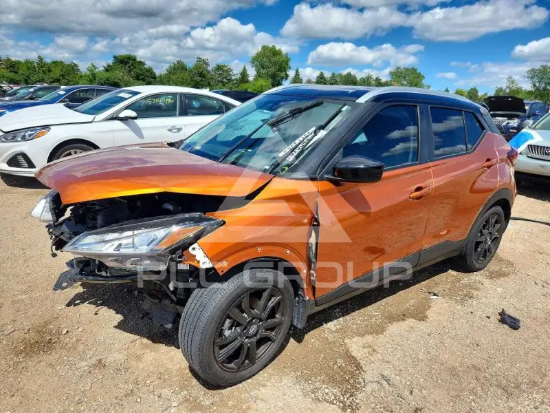 2022 Nissan KICKS фото