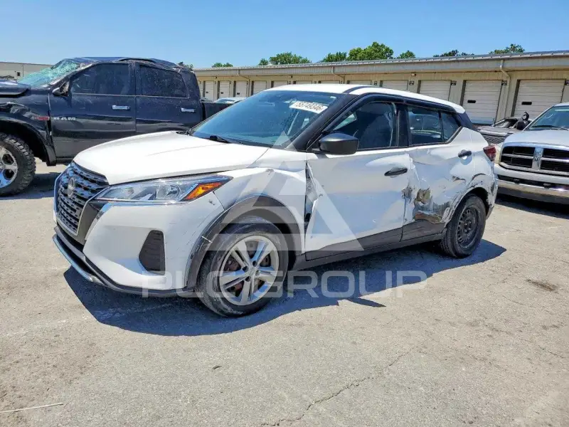 2022 Nissan KICKS фото
