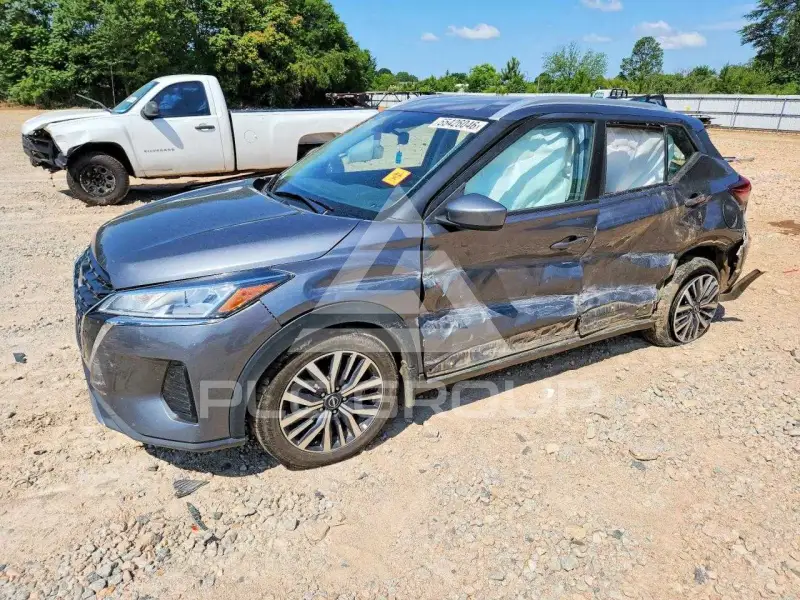 2022 Nissan KICKS photo