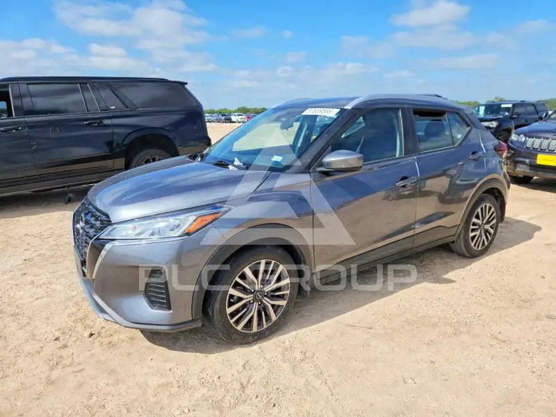 2022 Nissan KICKS фото
