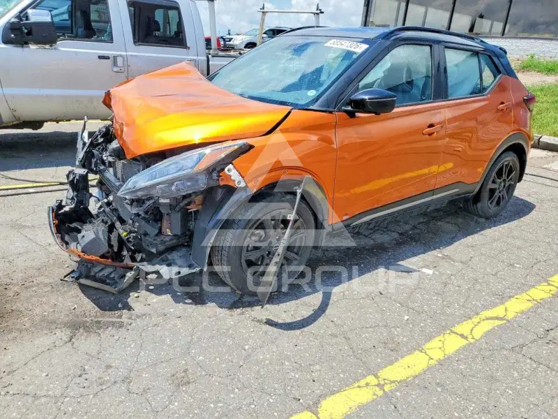2022 Nissan KICKS фото