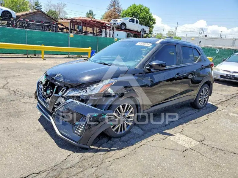 2022 Nissan KICKS photo