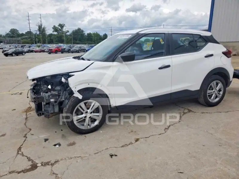 2022 Nissan KICKS photo
