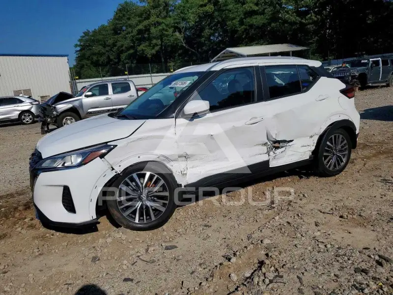 2022 Nissan KICKS фото