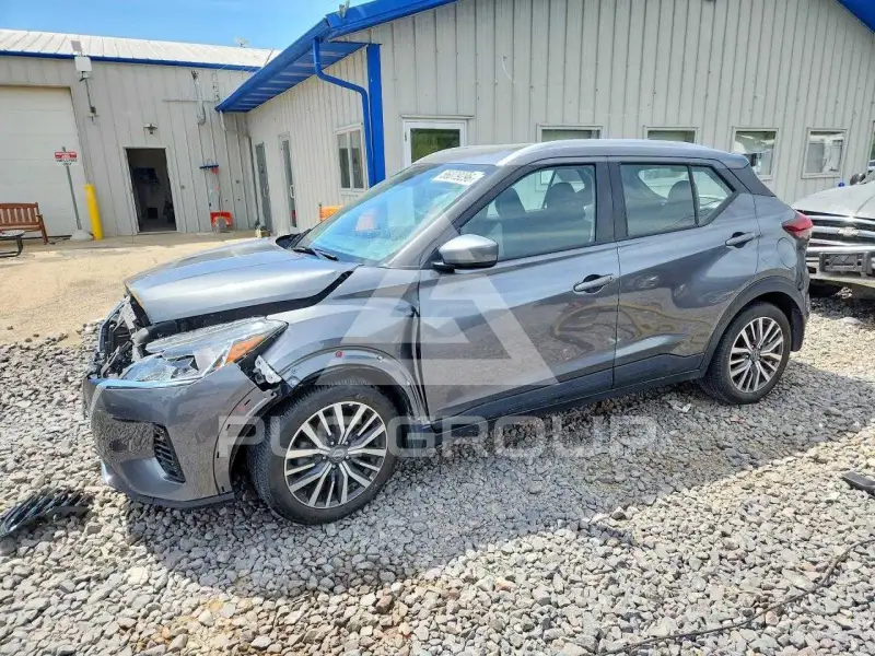 2022 Nissan KICKS photo