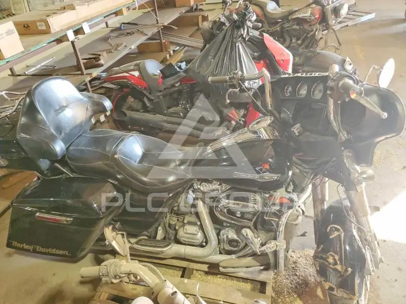 2022 Harley-Davidson FL фото