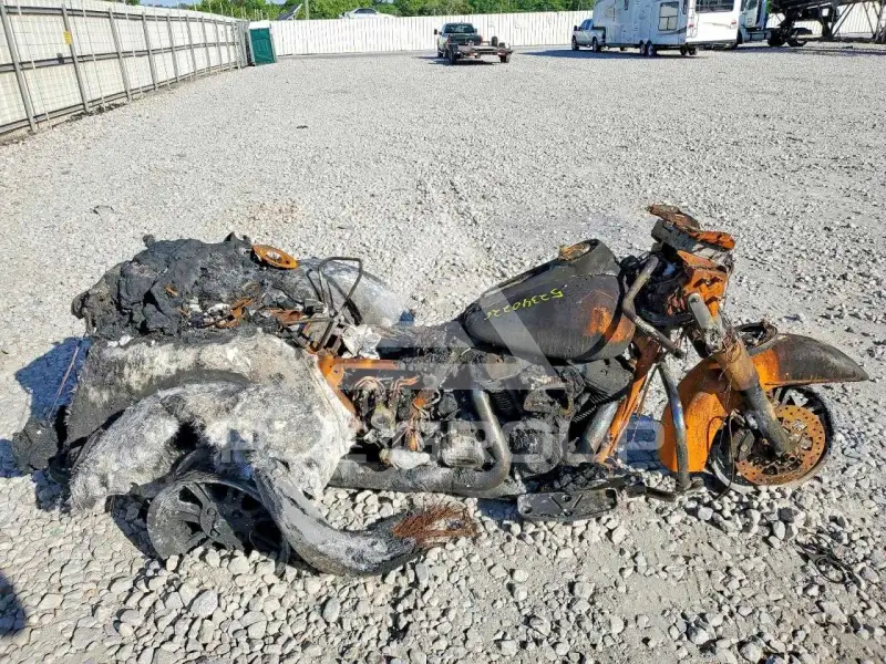 2022 Harley-Davidson FL photo