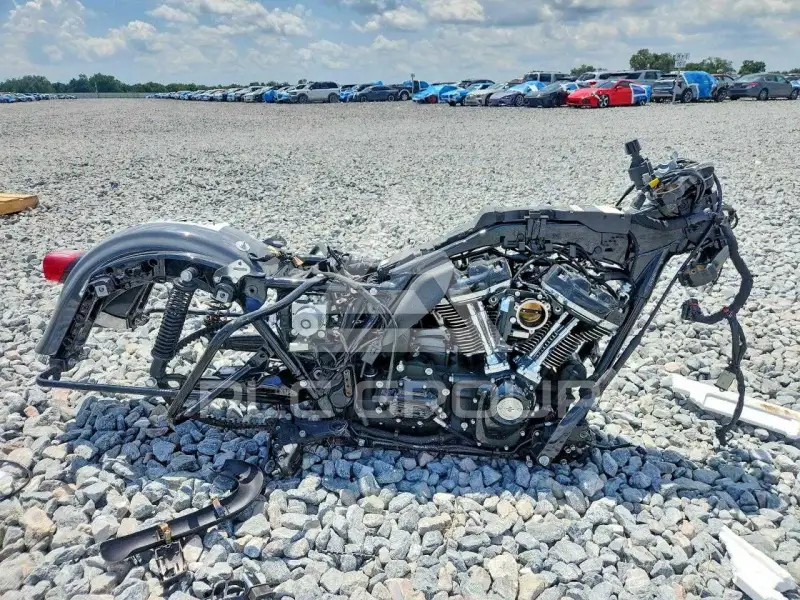 2022 Harley-Davidson FL фото