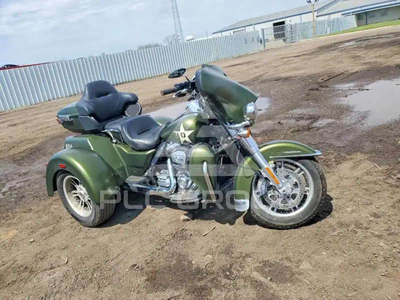 2022 Harley-Davidson FL фото