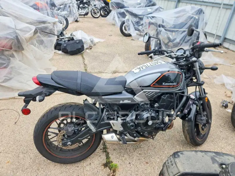 2022 Kawasaki Ninja650 фото