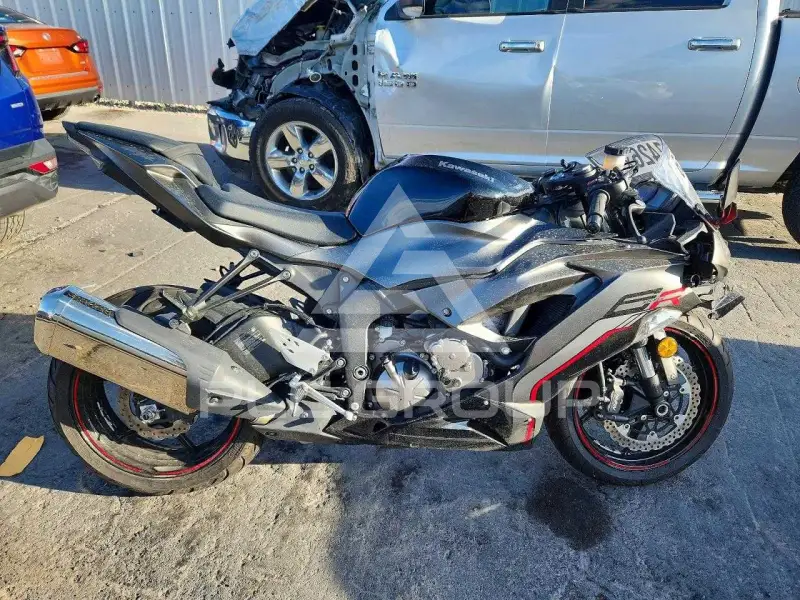 2022 Kawasaki Ninja600 photo