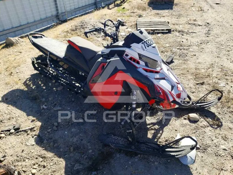 2022 Polaris  фото