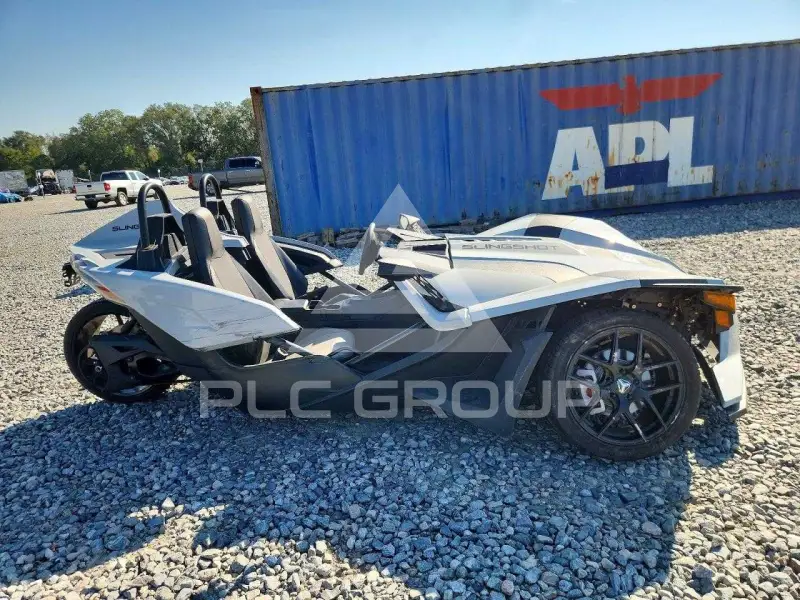 2022 Polaris Slingshot фото