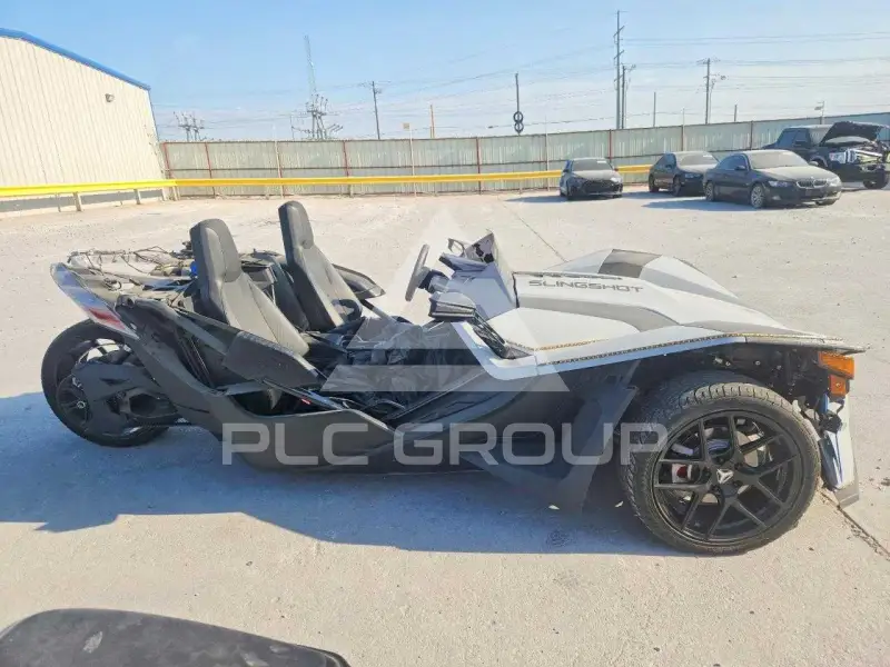 2022 Polaris Slingshot photo