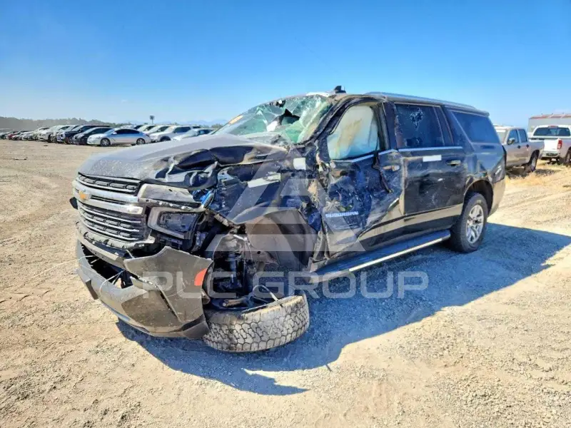 2022 Chevrolet Suburan photo