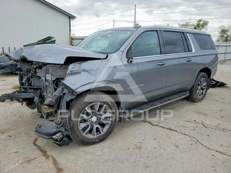 2022 Chevrolet Suburan фото