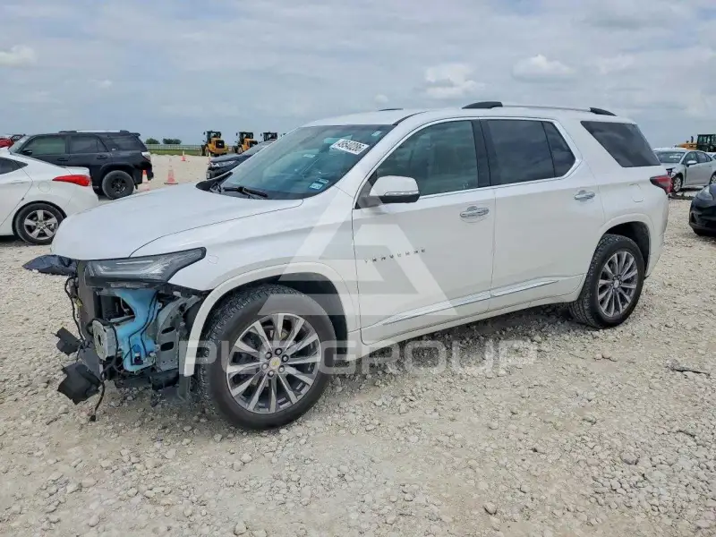 2022 Chevrolet TRAVERSE photo