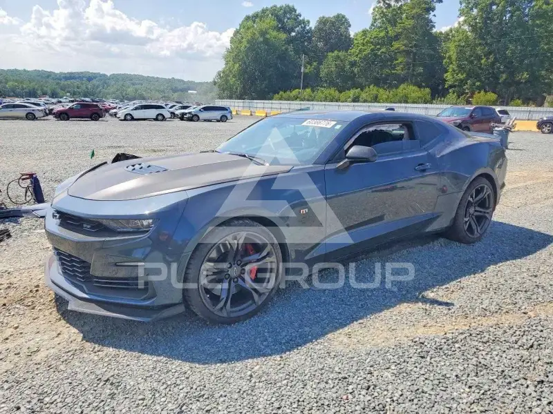 2022 Chevrolet Camaro photo