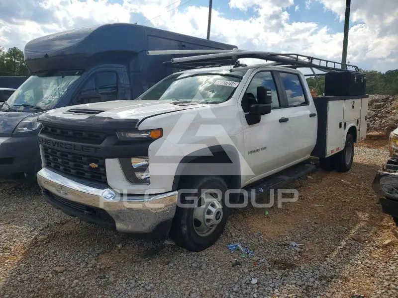 2022 Chevrolet Silverado фото
