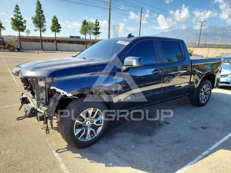 2022 Chevrolet Silverado photo