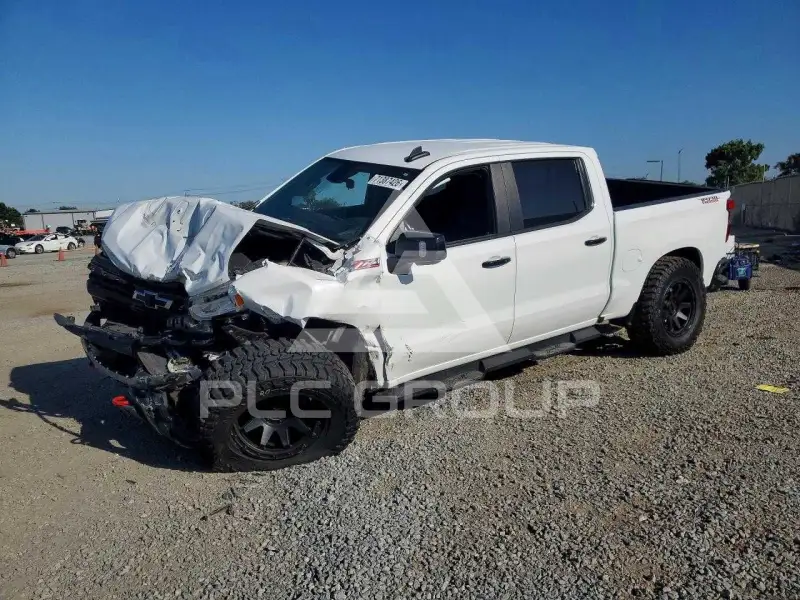 2022 Chevrolet Silverado photo
