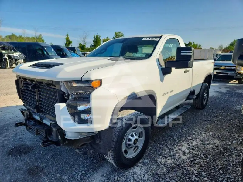 2022 Chevrolet Silverado фото