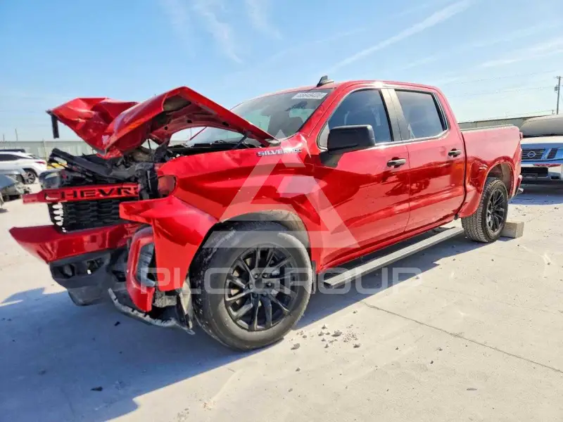 2022 Chevrolet Silverado photo