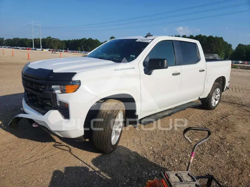 2022 Chevrolet Silverado photo