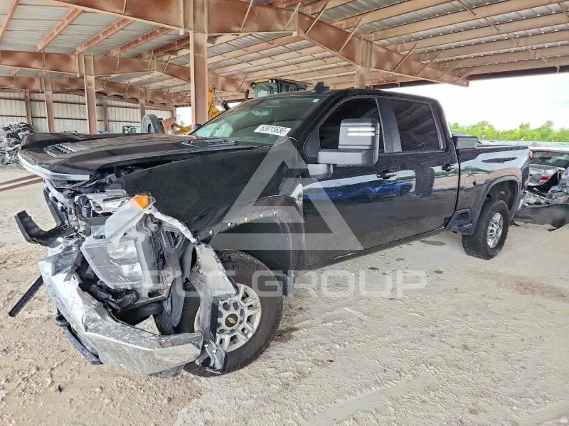 2022 Chevrolet Silverado фото