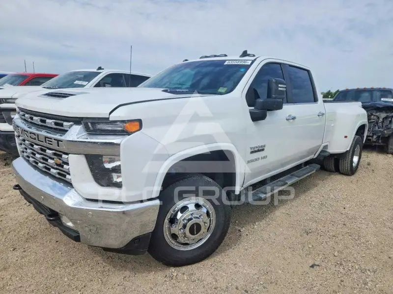 2022 Chevrolet Silverado фото