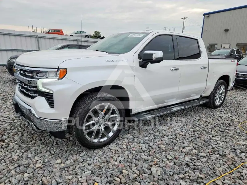 2022 Chevrolet Silverado photo