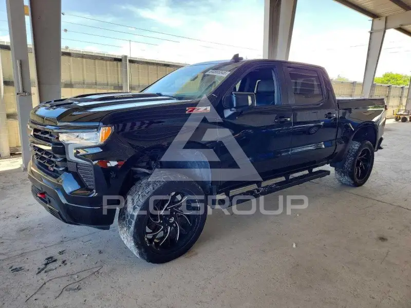 2022 Chevrolet Silverado photo