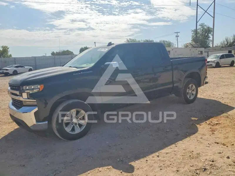 2022 Chevrolet Silverado photo