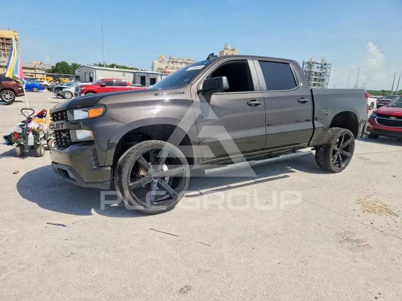 2022 Chevrolet Silverado photo