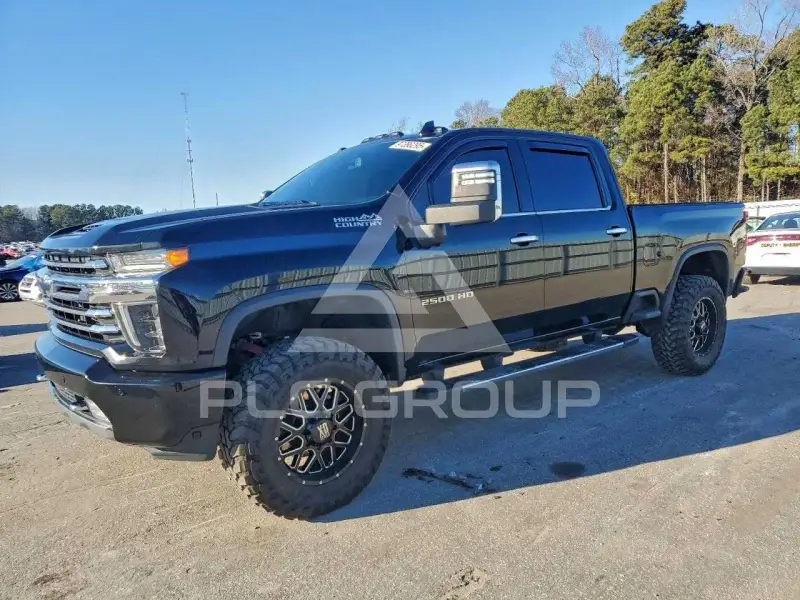 2022 Chevrolet Silverado photo