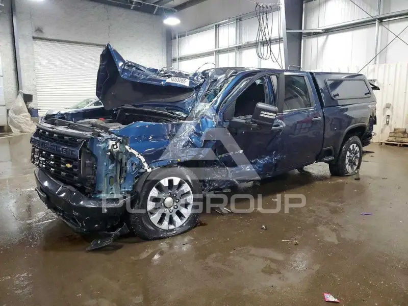 2022 Chevrolet Silverado photo