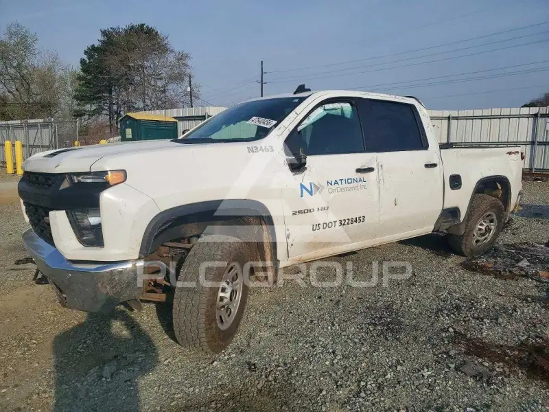 2022 Chevrolet Silverado photo