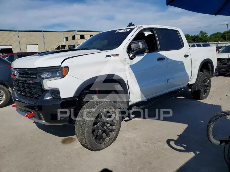 2022 Chevrolet Silverado фото