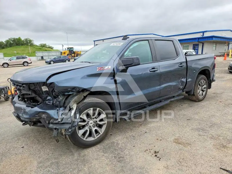 2022 Chevrolet Silverado photo