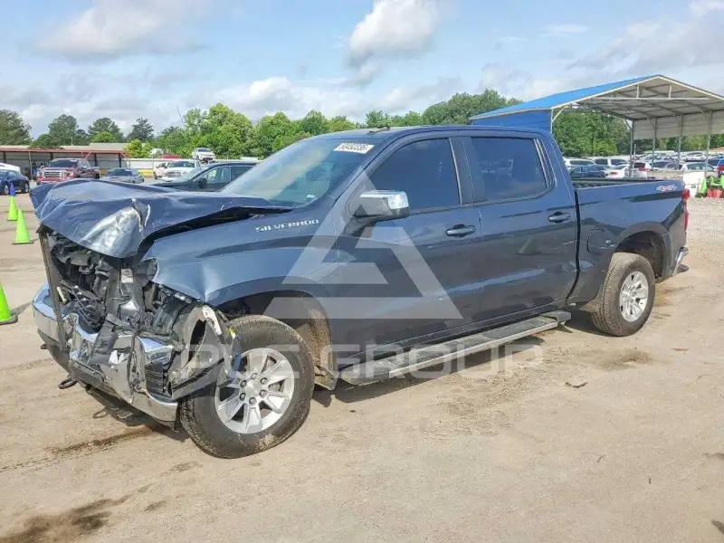 2022 Chevrolet Silverado photo