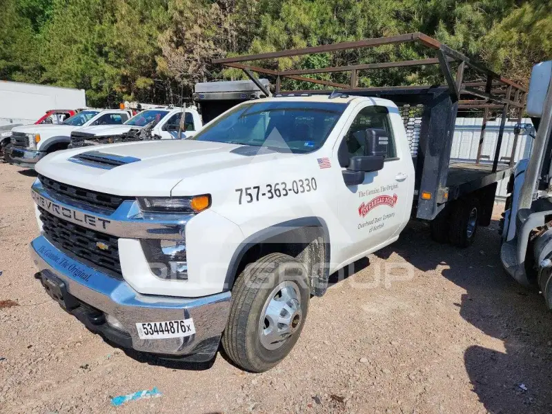 2022 Chevrolet Silverado фото