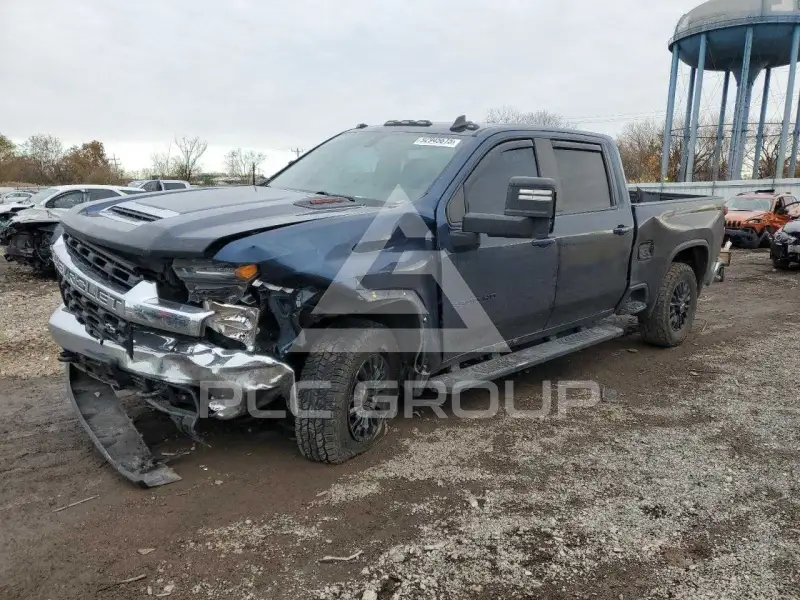 2022 Chevrolet Silverado photo