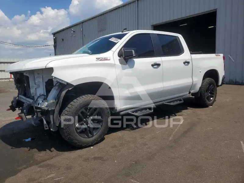 2022 Chevrolet Silverado photo