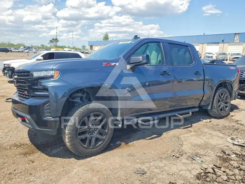 2022 Chevrolet SILVERADO photo